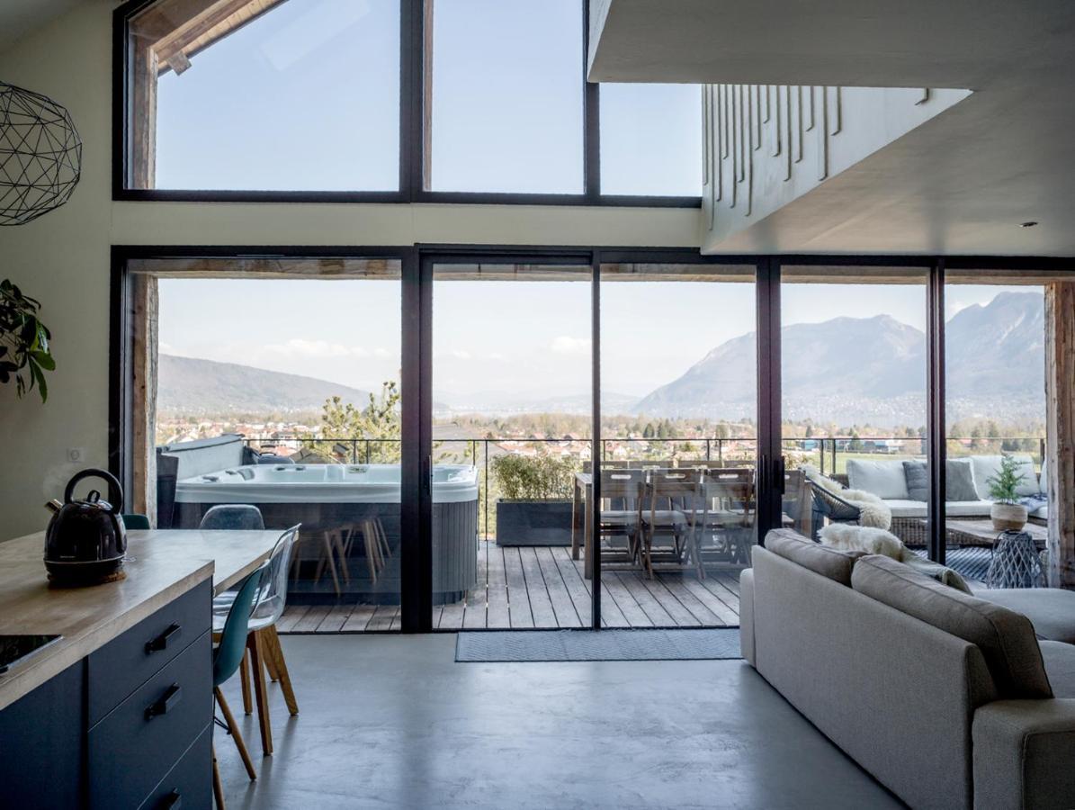 Venez Chez Vous - Le Villaret - Vue Villa